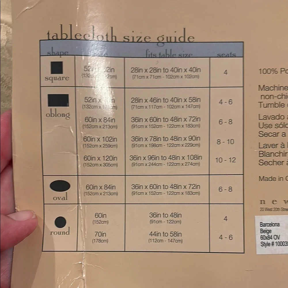 Round table cloth